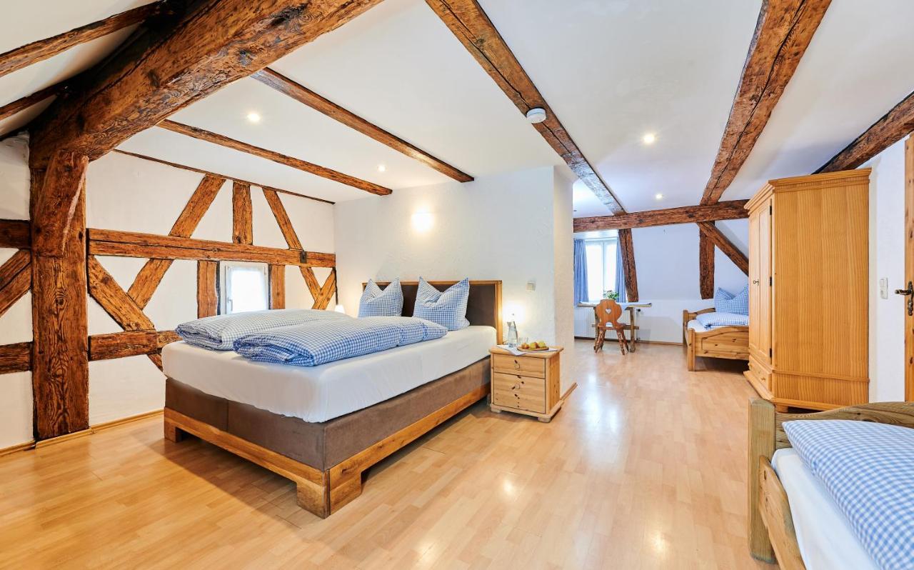 Hotel-Gasthof Bub Цирндорф Экстерьер фото