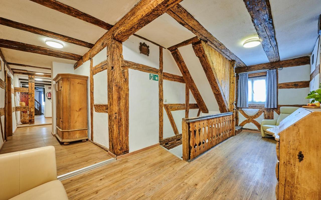 Hotel-Gasthof Bub Цирндорф Экстерьер фото